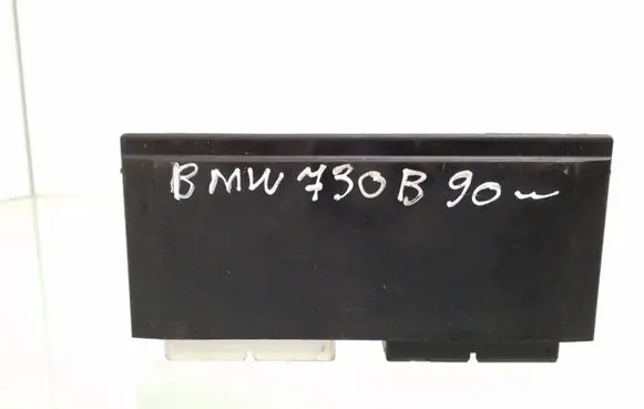 BMW 7 E32 Comfort/convenience module 1379741 61351379741