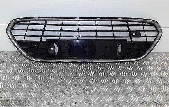 Front bumper lower grill