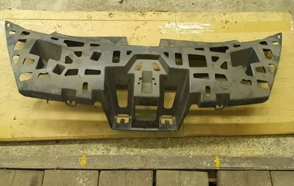 Renault Clio III Front bumper mounting bracket 620364127R