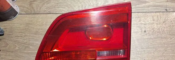 Volkswagen Touran II Tailgate rear/tail lights 1t0945094