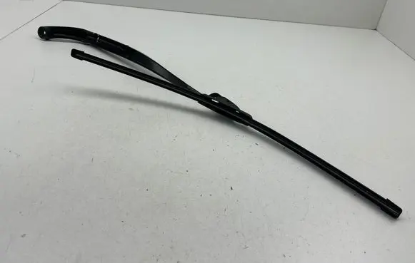 Chrysler Pacifica Windshield/front glass wiper blade 