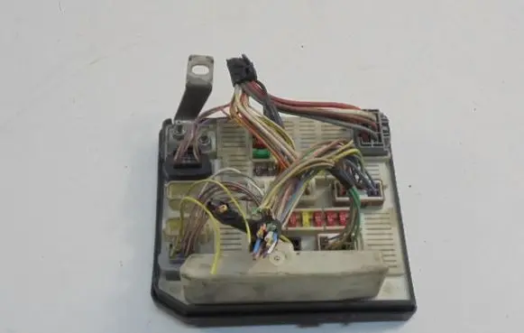 Renault Megane II Fuse box set 8200455424