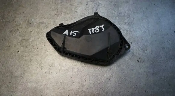 Audi TT TTS Mk2 Headlight/headlamp dust cover 1305239279
