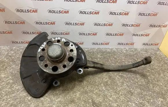 Mercedes-Benz S W220 Front wheel hub spindle knuckle