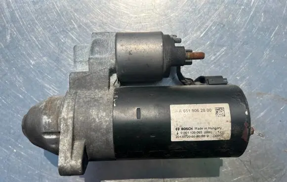 Mercedes-Benz Sprinter W906 Starter motor A6519062800 0001139065 20130720