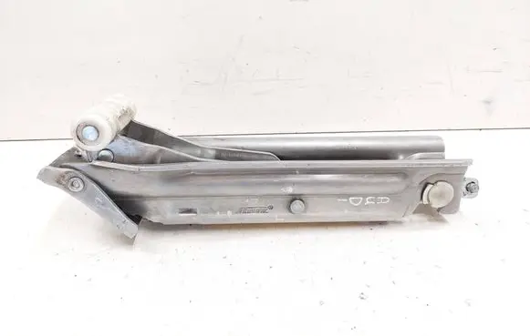 Audi A6 S6 C6 4F Lift Jack 4F0011031
