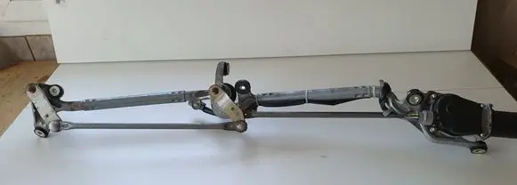 Honda CR-V Wiper motor