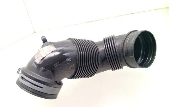 Volkswagen Golf VII Turbo air intake inlet pipe/hose 5Q0129654H