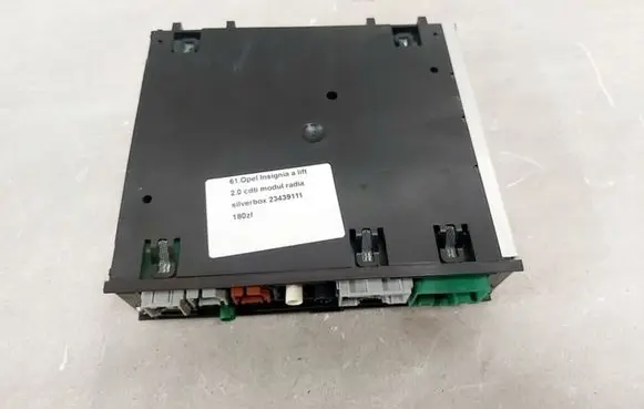 Opel Insignia A Radio/GPS head unit trim 23439111