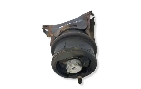 Honda Civic Engine mount bracket 