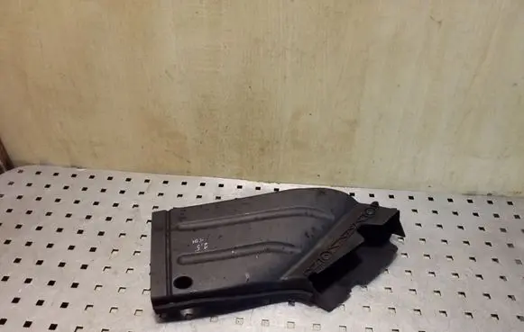 Audi A4 S4 B6 8E 8H Air intake duct part 8E0129618E