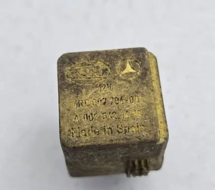 Mercedes-Benz ML W163 Other relay A0025421419 4RD00779400