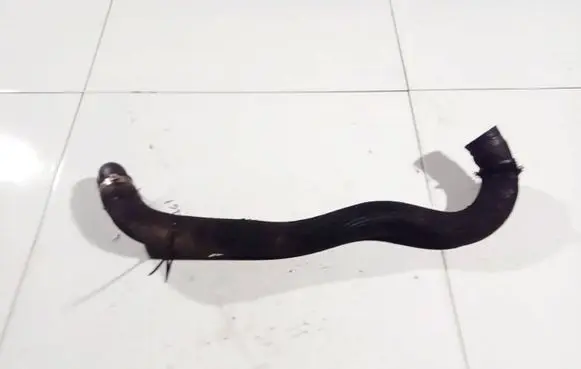 Chrysler 300 - 300C Engine coolant pipe/hose