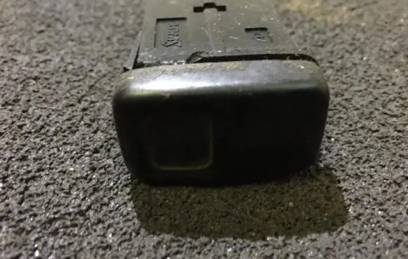 Fog light switch