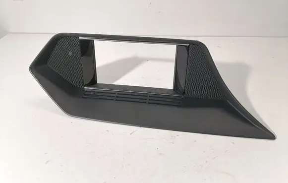 Mercedes-Benz E W212 Radio/GPS head unit trim A2126801236