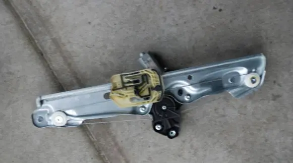 Opel Astra K Rear door window regulator with motor 25847598522