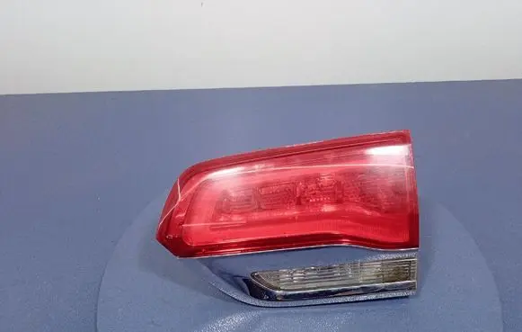 Jeep Grand Cherokee Rear/tail lights 68110046AC