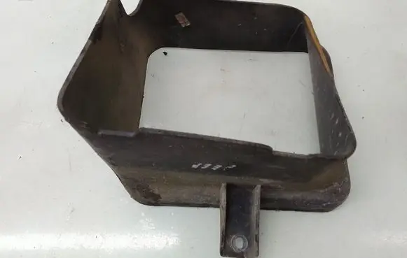 Jeep Cherokee XJ Intercooler air guide/duct channel 