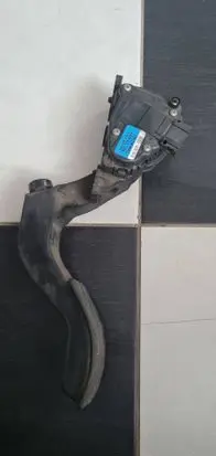 Audi A6 S6 C5 4B Accelerator throttle pedal 8D1723523F 6PV00837602