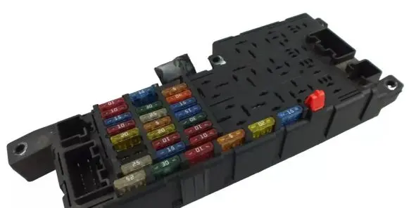 Volvo S60 Fuse module 8678449