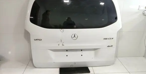 Mercedes-Benz Vito Viano W447 Tailgate/trunk/boot lid