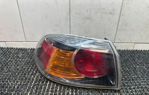 Mitsubishi Lancer Evolution X Rear/tail lights