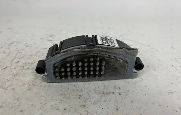 Audi A4 S4 B8 8K Heater blower motor/fan resistor 8T0820521 A2469064100 CZ2468107112