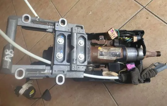 Audi A8 S8 D2 4D Steering wheel axle 4d0419502e 4d1713575a