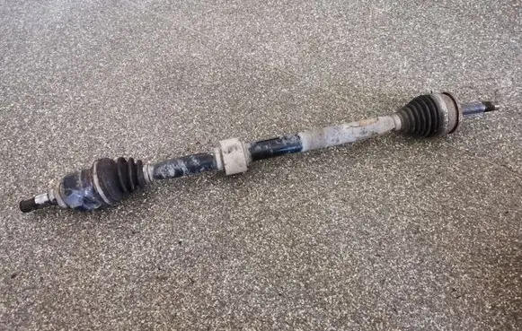 Toyota Corolla E140 E150 Front driveshaft