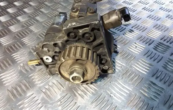 Peugeot 607 Fuel injection high pressure pump