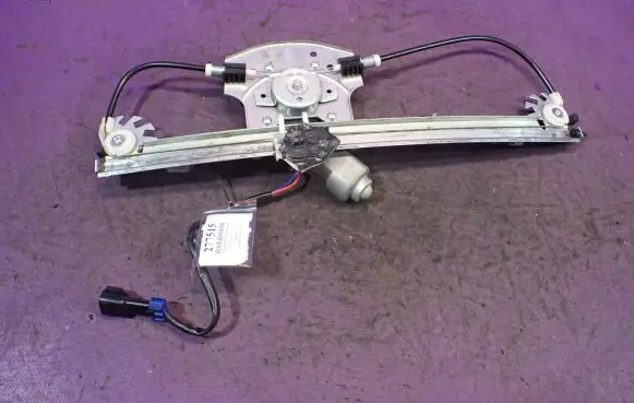 Fiat Punto (188) Front door window regulator with motor 