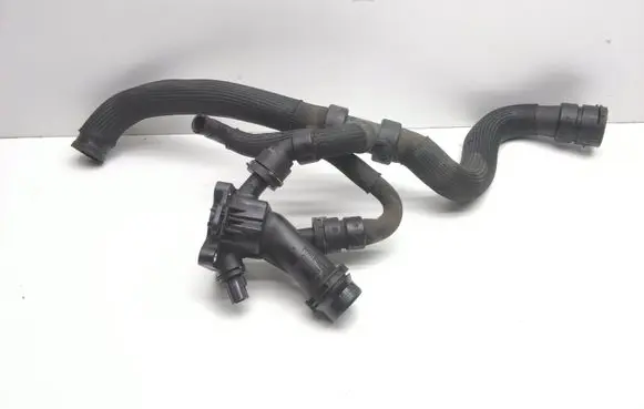 Volvo V60 Thermostat/thermostat housing 31293556