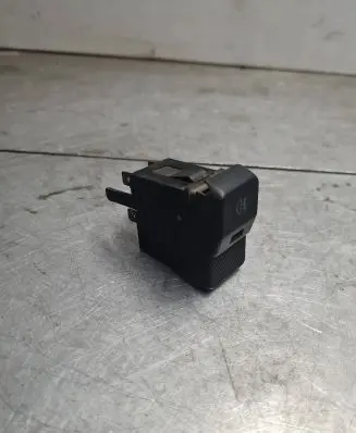 Fog light switch