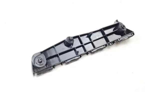Toyota Prius (XW50) Front bumper mounting bracket 5211547050