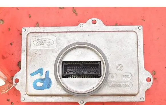 Ford S-MAX Voltage converter/converter module EM2B13B626BA