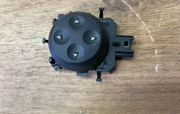 Mercedes-Benz EQA Seat control switch A1679058001