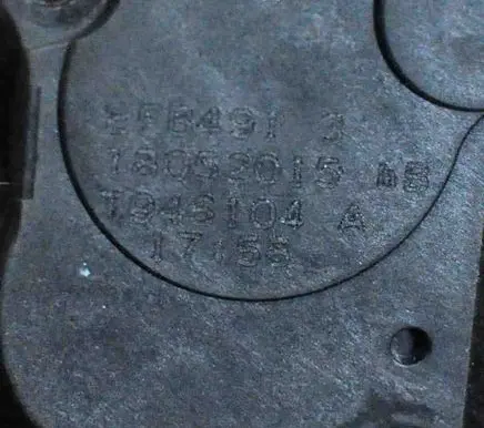 Mercedes-Benz E A207 Air flap motor/actuator 410475520T946104A