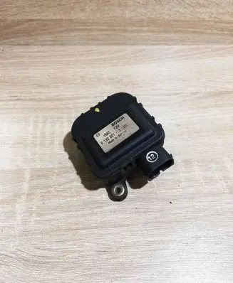 Renault Espace III Air flap motor/actuator 0132801113
