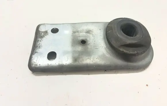 Ford Mustang V Radiator mount bracket T510C