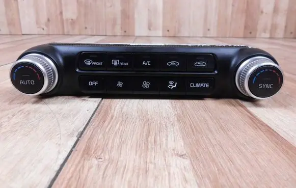 KIA Stinger Climate control unit 97250J5000