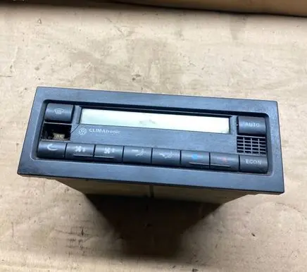 Volkswagen PASSAT B5 Climate control unit 3B1907044A 5HB00761702