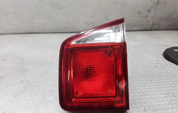 Chevrolet Orlando Tailgate rear/tail lights