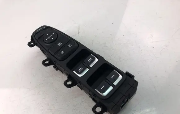 KIA Niro Electric window control switch 93570G5240