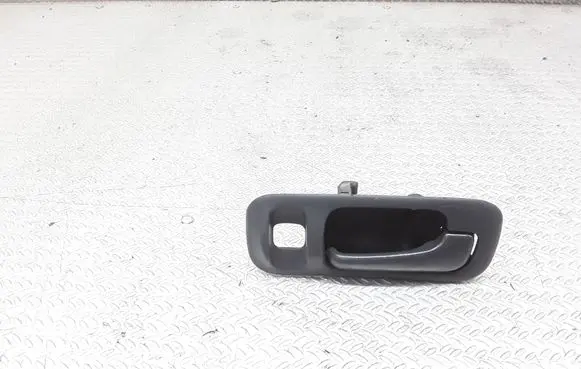 Honda CR-V Rear door interior handle
