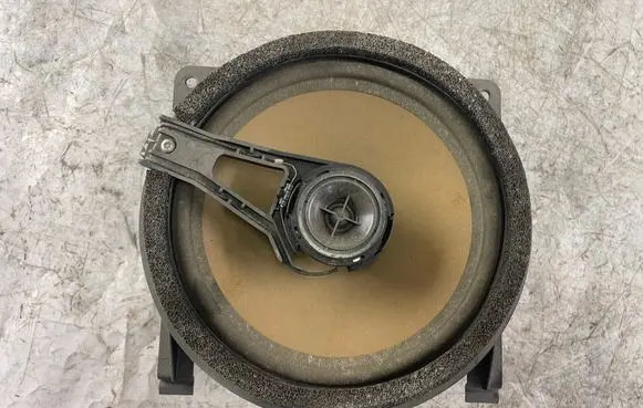 Volvo S80 Front door speaker 9472374