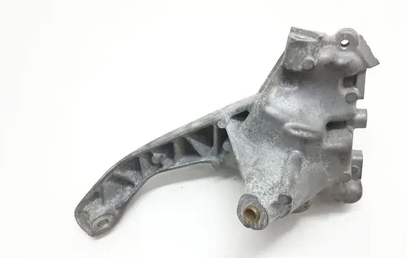 Volvo XC60 Engine mounting bracket AG9N19N586AA