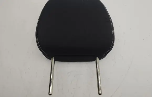 Suzuki Vitara (LY) Front seat headrest 