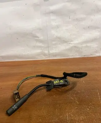 Mercedes-Benz E W210 Cruise control switch 2105400645 D3919