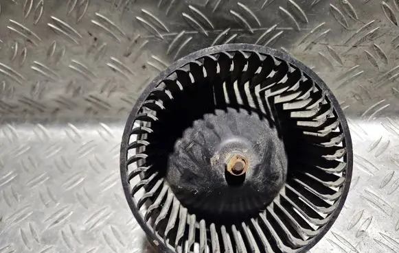 KIA Sephia Heater fan/blower