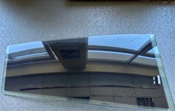 Nissan Patrol Y61 Rear vent window glass 82262VB000